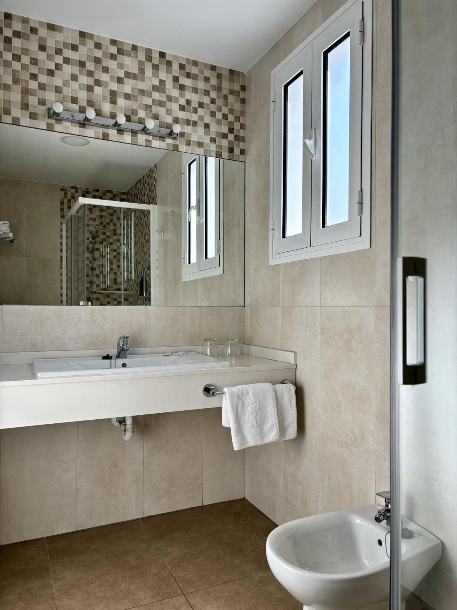 Hotel Chipiona Bagian luar foto